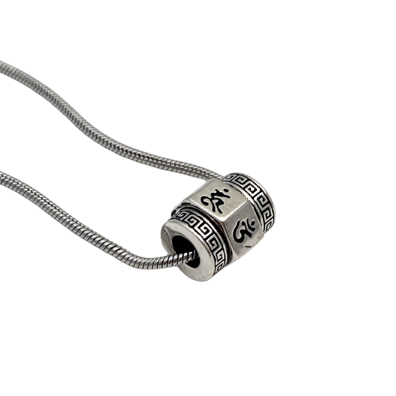 [시크릿] 육자진언 컷팅 배럴 목걸이 : Padme Hum Faceted Barrel Necklace