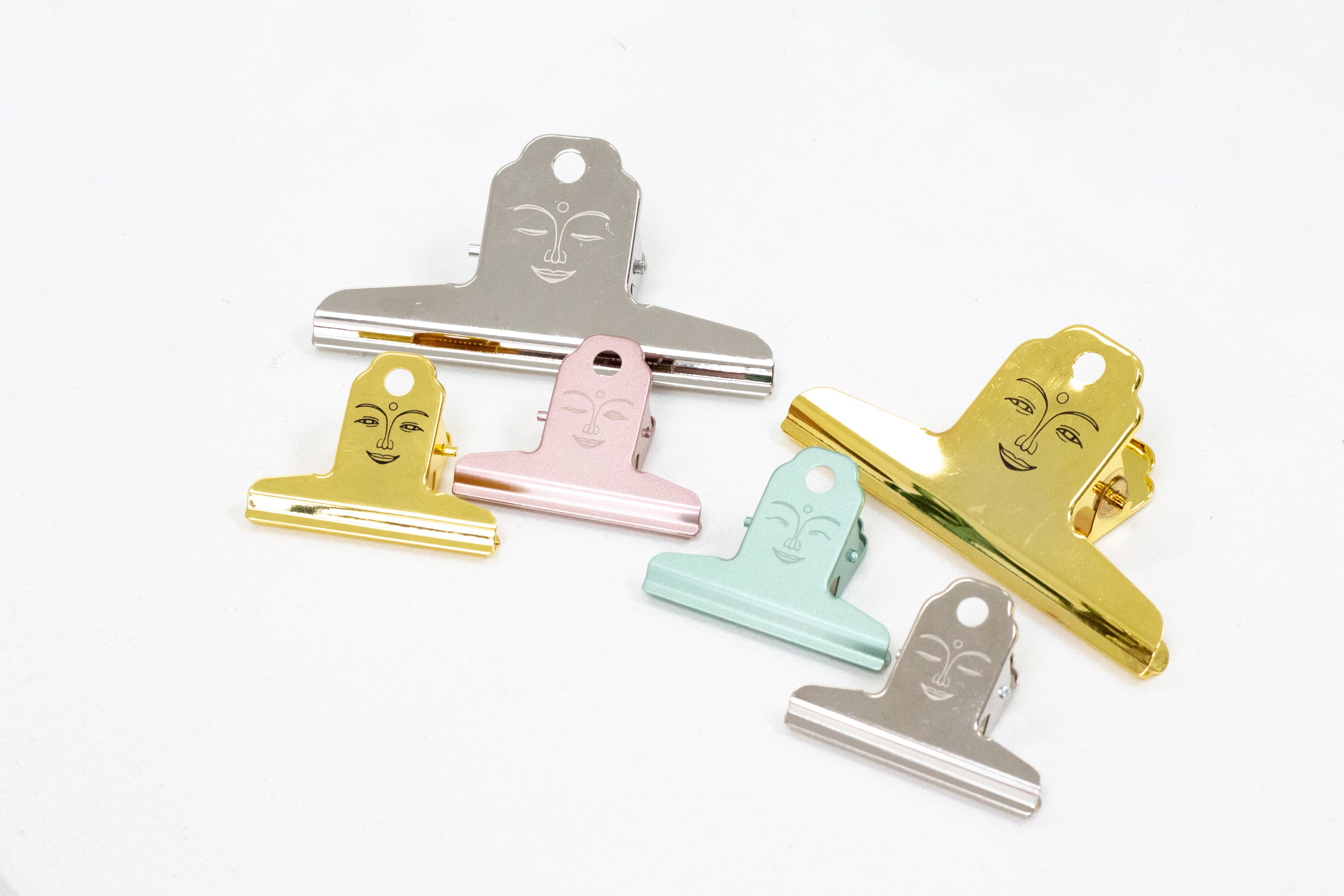 NIRVANA_Buddha Clip_01